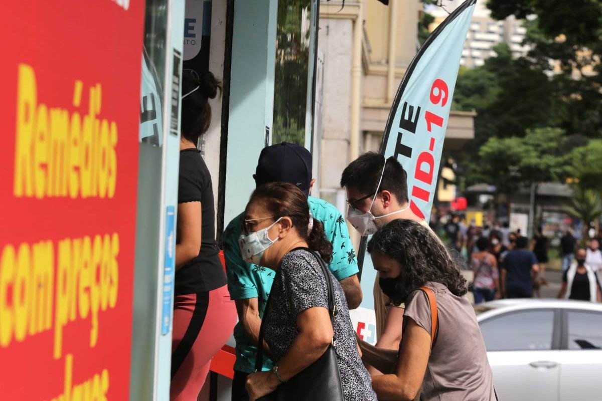 Farmácias Do DF Oferecem Testes Gratuitos Para Covid A Partir Desta 3ª ...