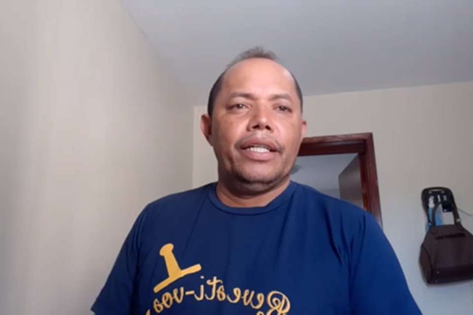 Repórter faz teste de coronavírus ao vivo e se choca com resultado positivo