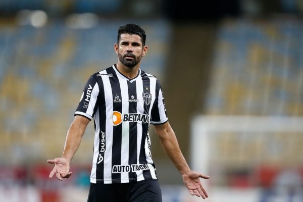 Cotado no Corinthians, Diego Costa não jogará no clube paulista