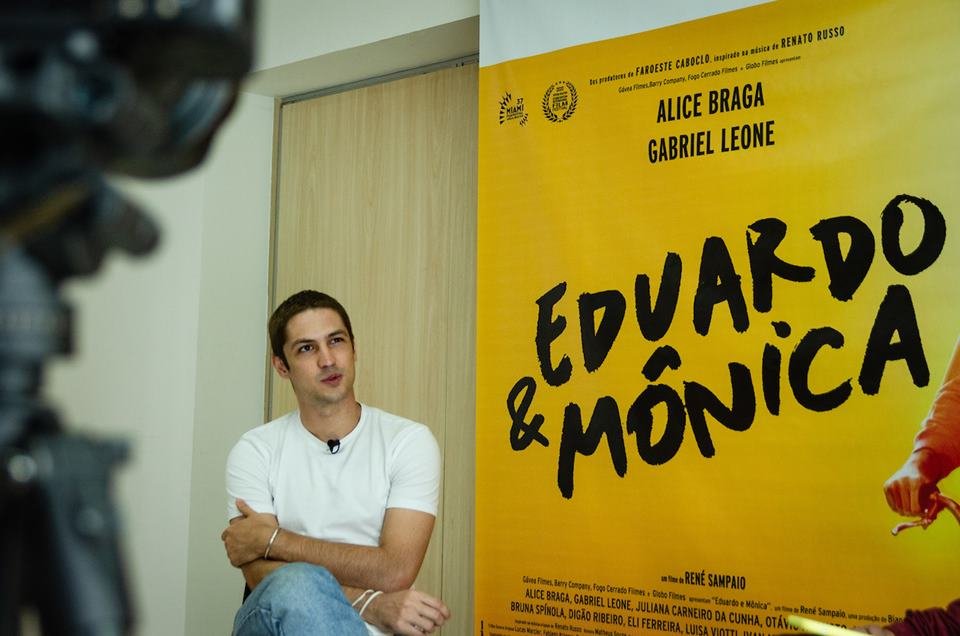14/12/2021. Brasília-DF. Entrevista com elenco e direto do filme Eduardo e Mônica. Fotos: Matheus Veloso/Especial Metrópoles