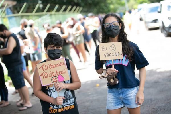 Crianças vacinadas contra a Covid-19