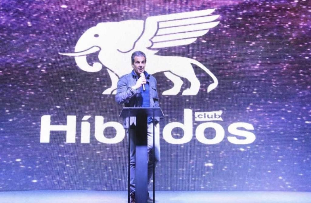 Alvaro Garnero, em evento da Híbridos