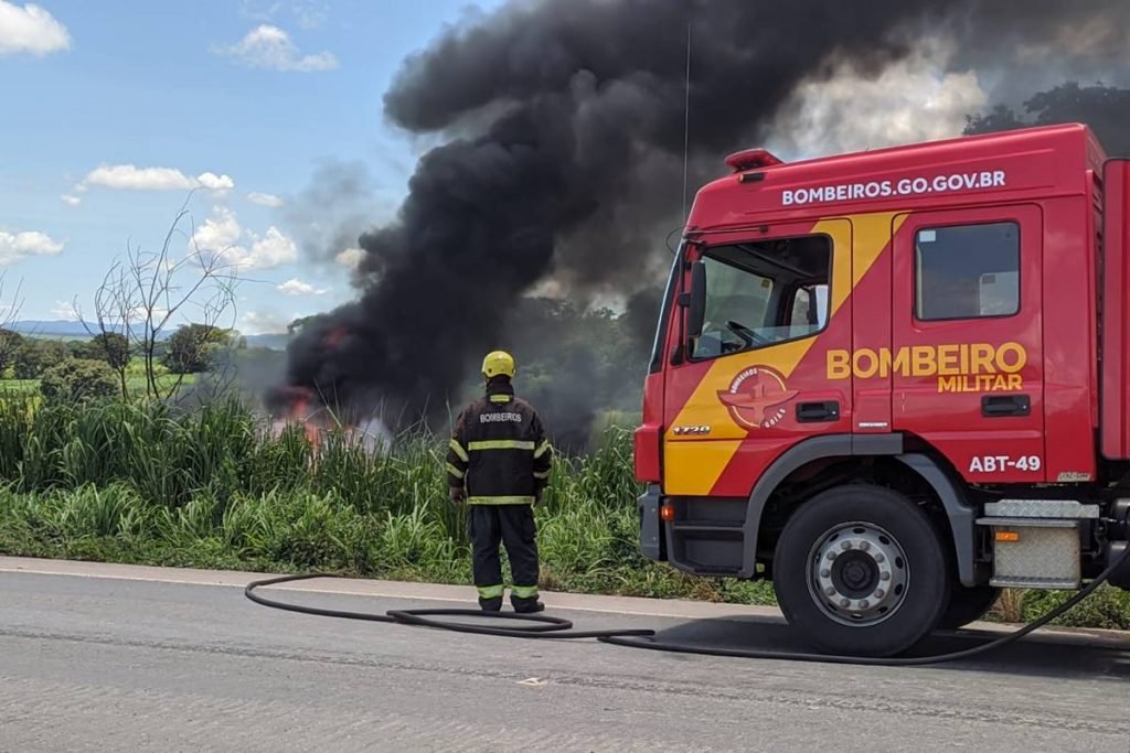 Vereador Toninho Professor, de itapaci, goiás, morre em acidente de carro na BR-153