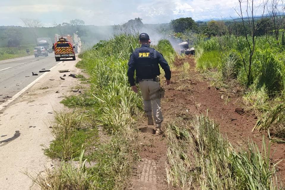 Vereador Toninho Professor, de itapaci, goiás, morre em acidente de carro na BR-153