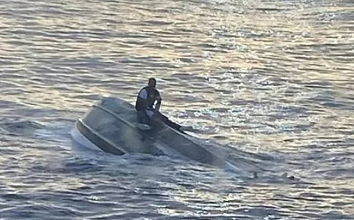 39 pessoas estão desaparecidas após naufrágio na costa da Flórida