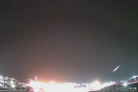 Moradores de Chapecó viram o clarão no céu por volta das 23h
