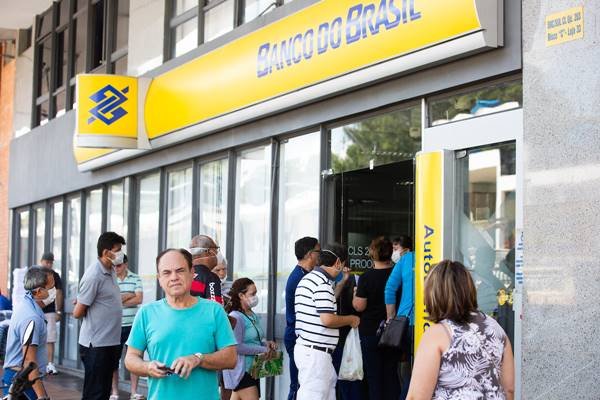 Copa do Mundo: veja o horário dos bancos em dias de jogos do Brasil -  FETRAF-RJ/ES