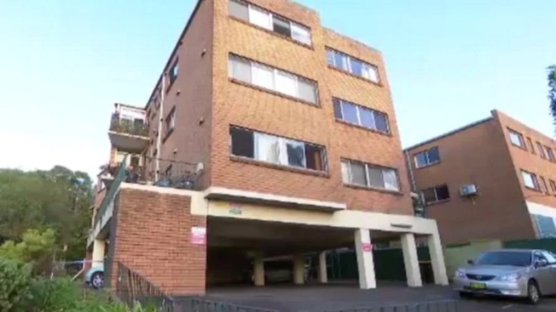 Corpo de jovem é achado em “banho de ácido” após gritos em apartamento