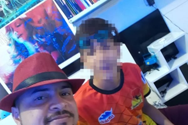 homem e criança