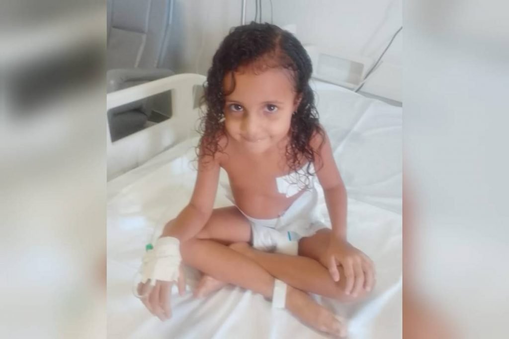 crianças com covid chegam a ficar mais de mês internadas em hospitais de Goiás