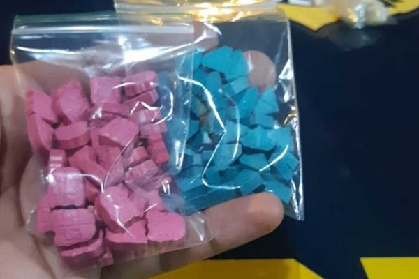 PRF prende homem com quase 500 comprimidos de ecstasy