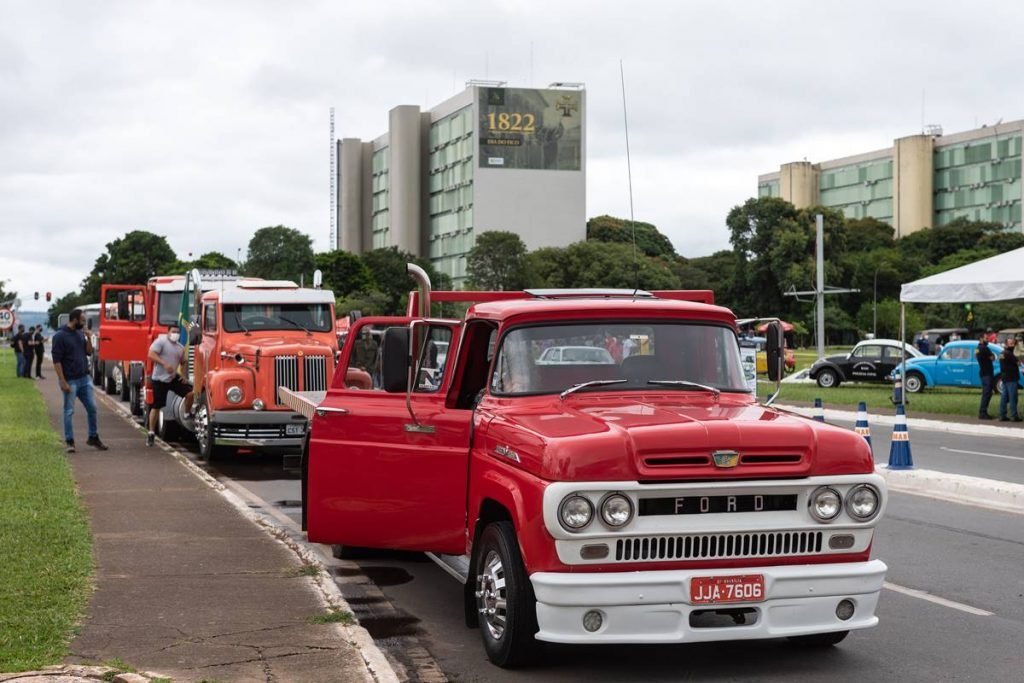 Veículos usados carreata