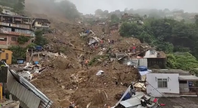 Morro da Oficina, em Petrópolis, na Região Serrana do Rio, onde hove um desmoronamento após chuvas