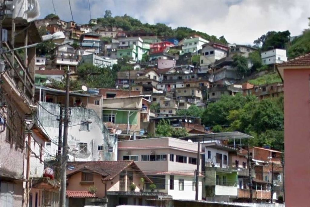 Morro da Oficina antes da chuva