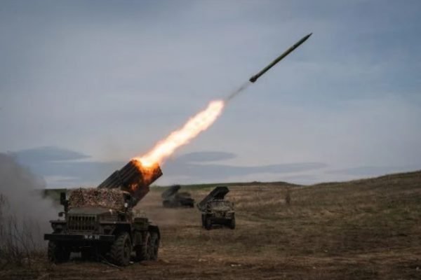 Misseis disparados pela Ucrânia contra a Rússia após invasão - Metrópoles