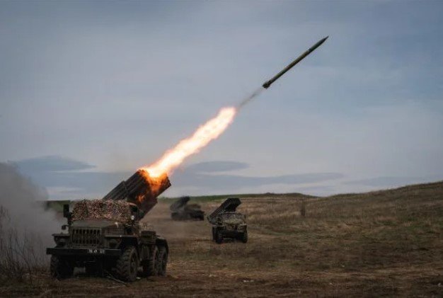 Misseis disparados pela Ucrânia contra a Rússia após invasão - Metrópoles