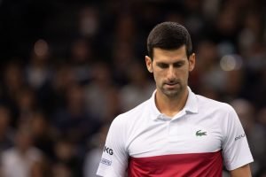 Djokovic se justifica após quebrar raquetes em ataque de fúria no ATP  Finals, tênis