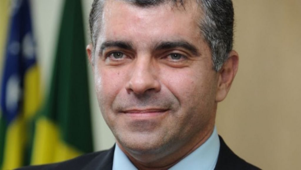 Juiz Wilton Müller Salomão mandou estado de Goiás fornecer medicamento para Maria Antônia