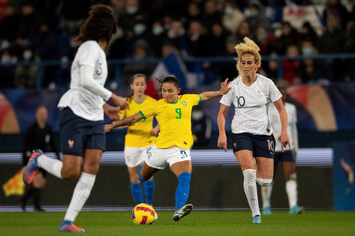 Em busca de oitava taça, Pia faz convocação para Copa América feminina