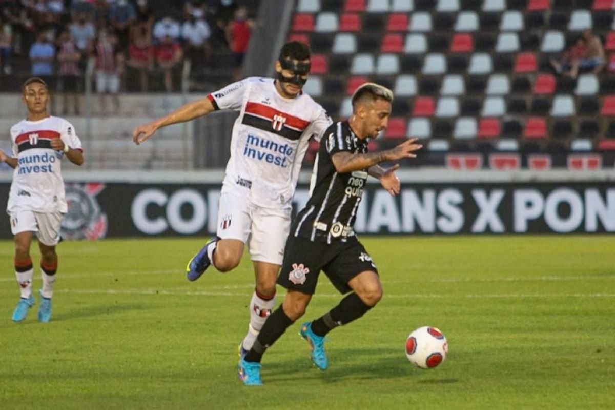 Corinthians chega a terceira pior sequência na temporada após