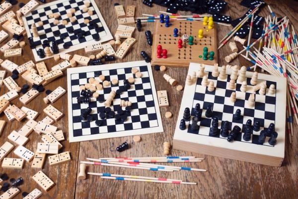 Estudos revelam: O jogo de Xadrez traz inúmeros benefícios para crianças  com TDAH