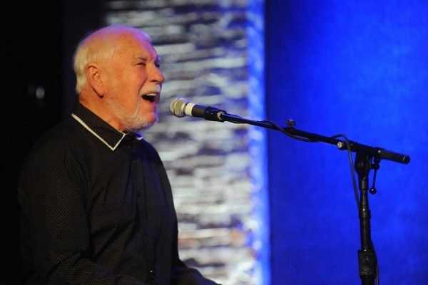 Gary Brooker Vocalista Da Procol Harum Morre Aos 76 Anos Metr poles