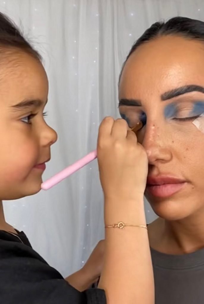 Menina de 5 anos impressiona web com maquiagens impecáveis; veja