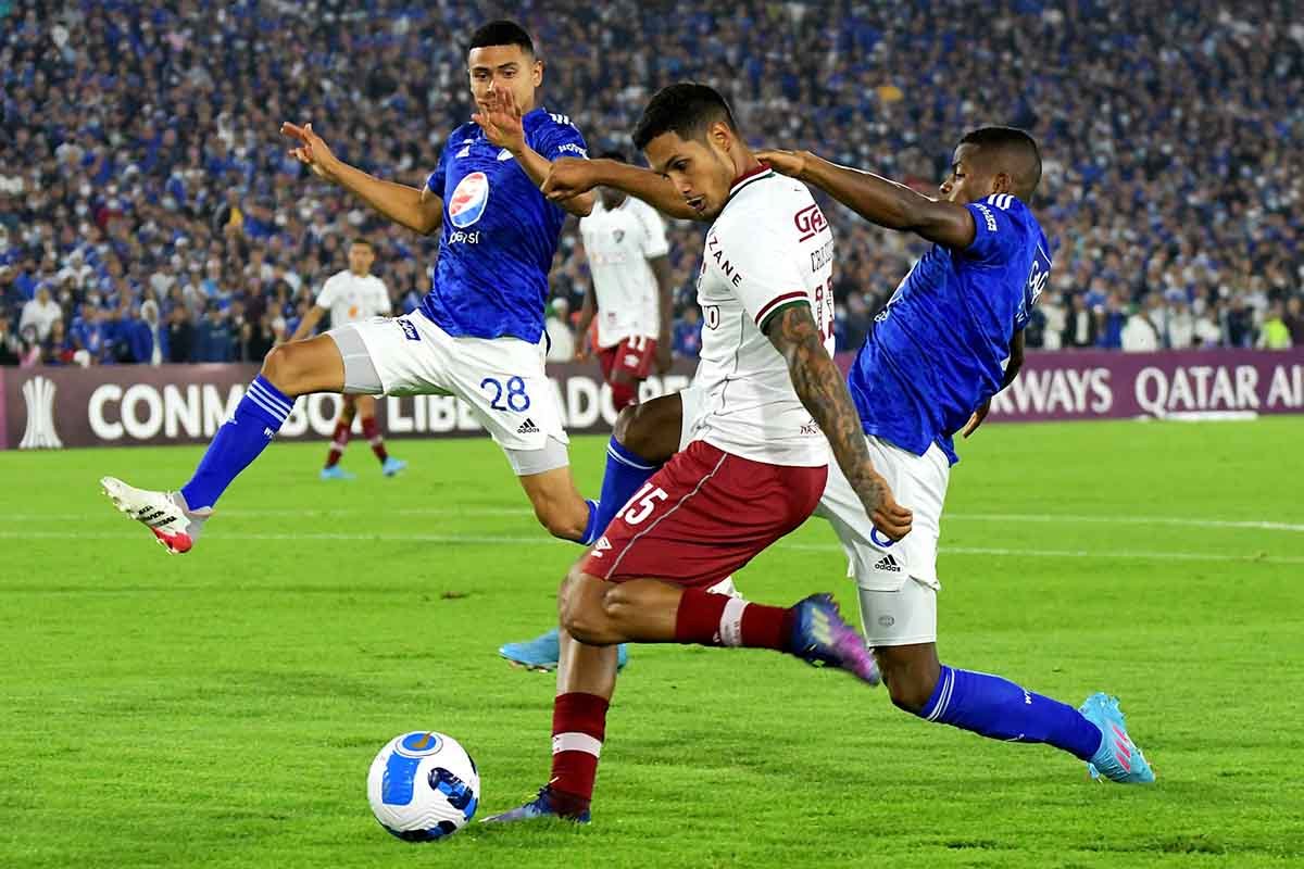 Millonarios sai na frente, mas Paulinho marca belo gol e Atlético volta com  empate da Colômbia