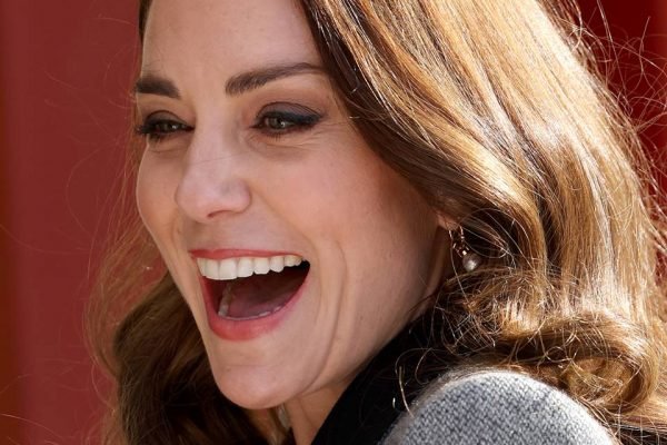 Rosto de mulher sorrindo