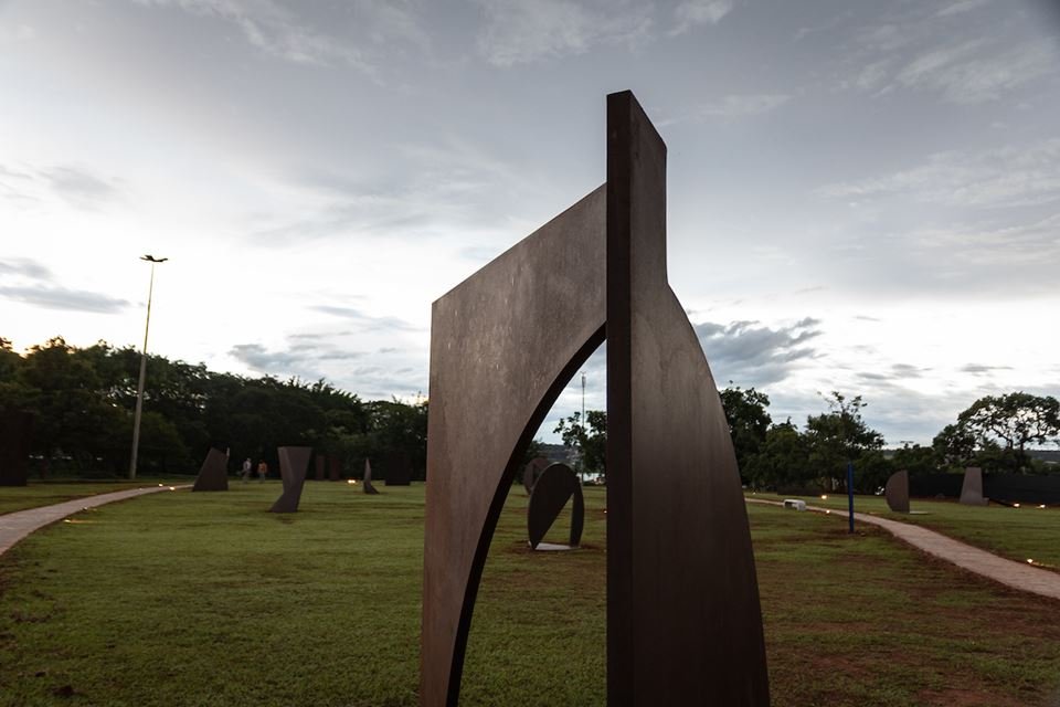 22/02/2022. Brasília-DF. Coquetel de abertura da mostra Jardim de Amilcar de Castro. Fotos: Matheus Veloso/Especial Metrópoles