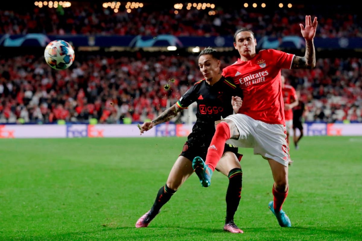 Champions: em jogo movimentado, Benfica e Ajax empatam em 2 x 2