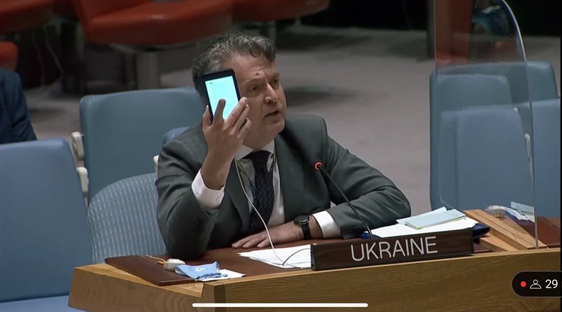 Em reunião da Otan, embaixadores da Ucrânia e Rússia batem boca