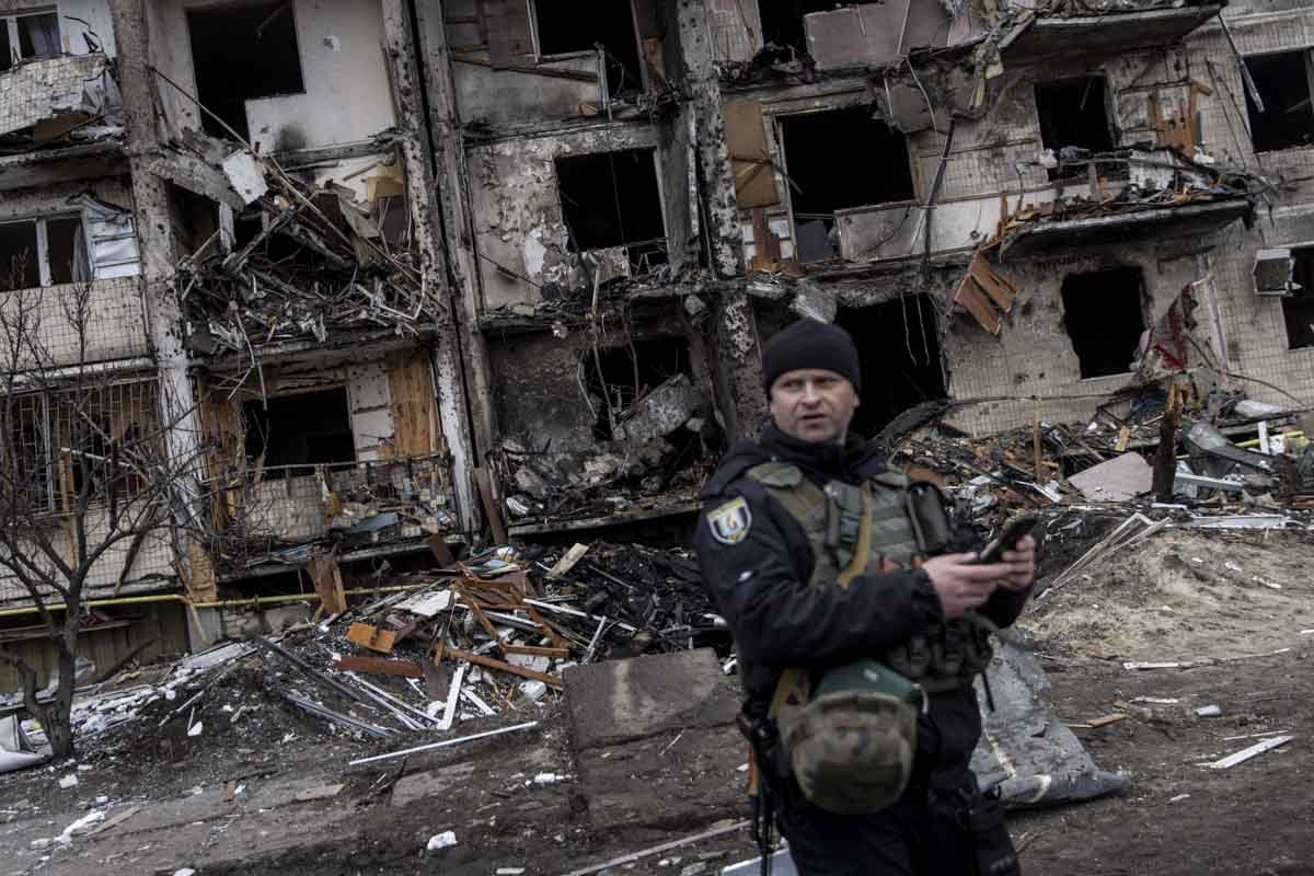 Ucrânia diz que 352 civis foram mortos desde o início da invasão russa