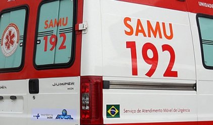 Imagem colorida de ambulância do Samu em SP