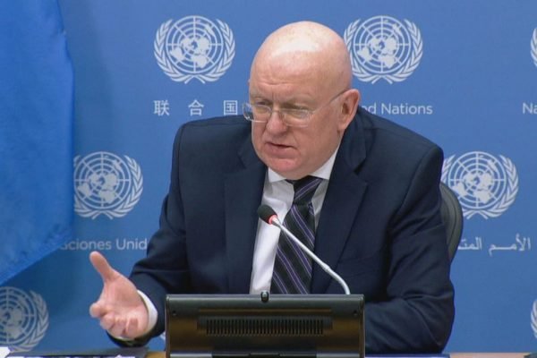 Vassily Nebenzia, embaixador russo na ONU, defende o país das acusações feitas pela Ucrânia - Metrópoles