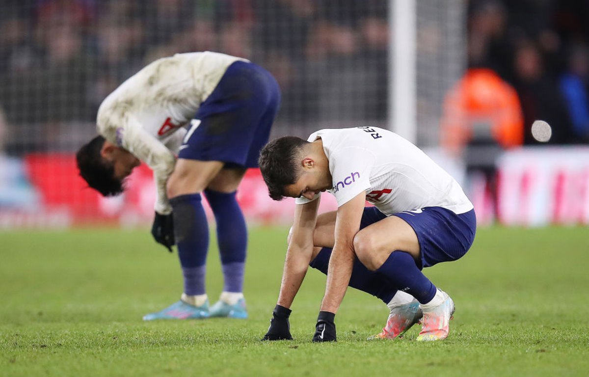 Tottenham é eliminado de Copa por time da 2ª divisão; City avança