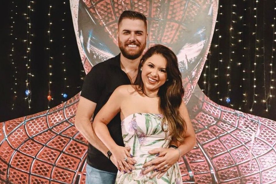 Zé Neto e Natália Toscano são casados