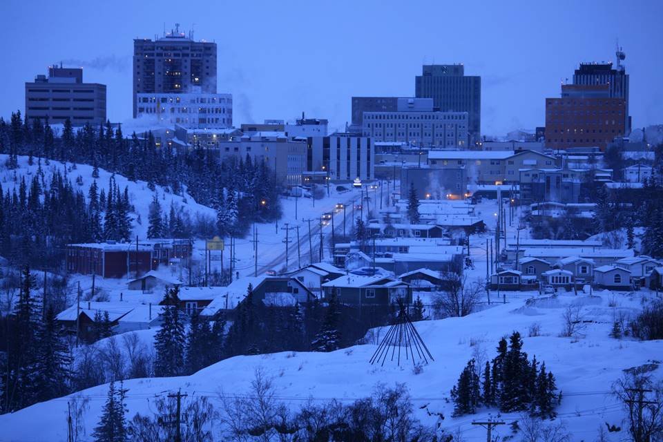 Canadá retém no solo avião fretado por turistas russos