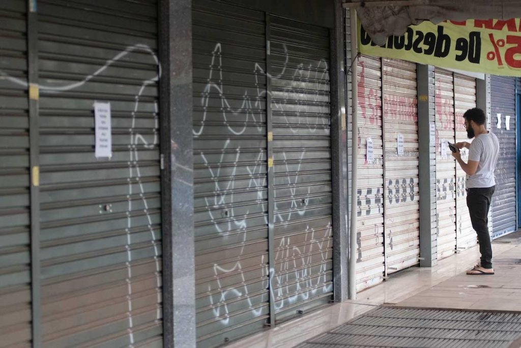 Comércio fechado em Taguatinga