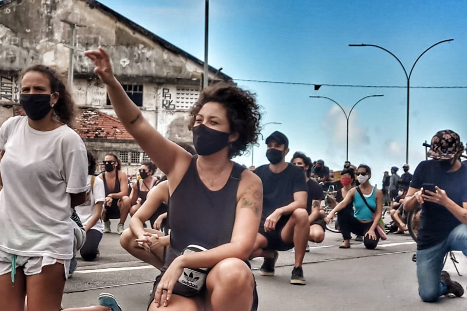 protesto por morte do menino Miguel em recife
