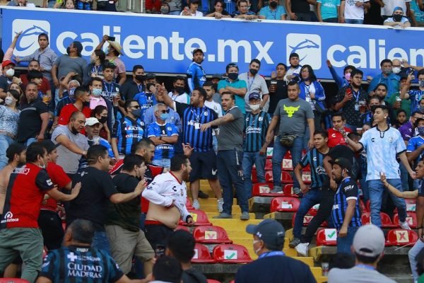 Após confusão generalizada, Campeonato Mexicano retorna na sexta