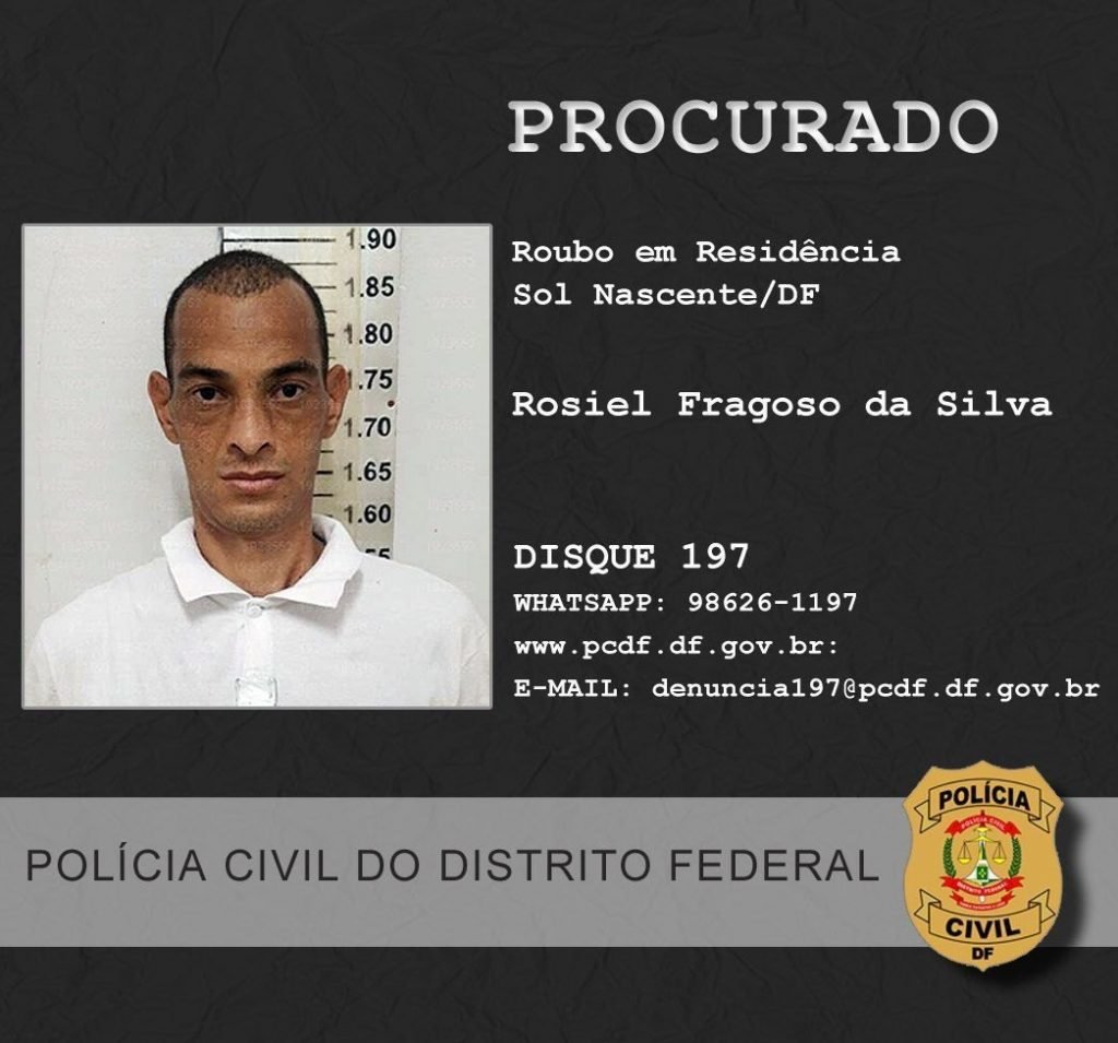 Foto de procurado Homem de camisa branca Rosiel Fragoso da Silva