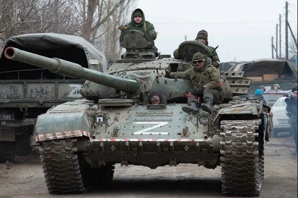 Tanque de guerra Russo que invadiu a Ucrânia- Metrópoles