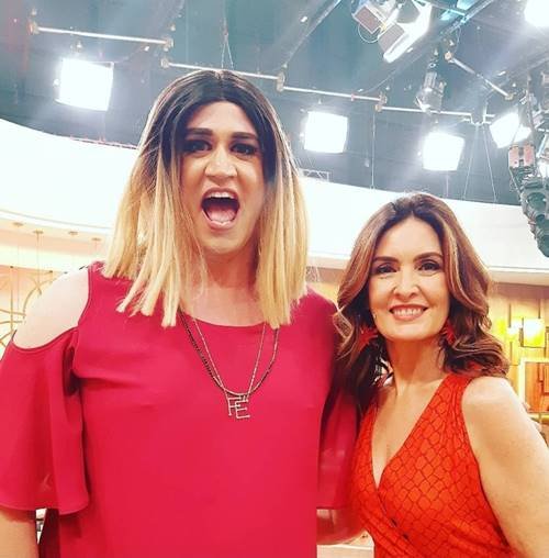 Carmela, da Rádio Metrópoles, ao lado de Fátima Bernardes - Metrópoles