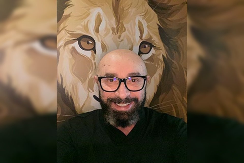 professor lucas salles