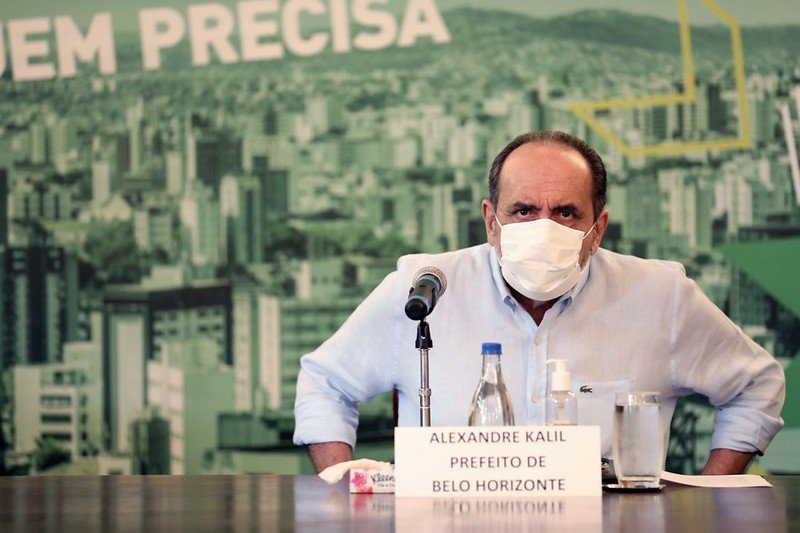 O prefeito de Belo Horizonte, Alexandre Kalil, durante coletiva de imprensa sobre a pandemia do novo coronavírus - Metrópoles