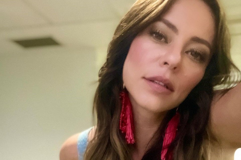 Paolla Oliveira se pronunciou sobre a tentativa de invasão e ofensas de um fã português