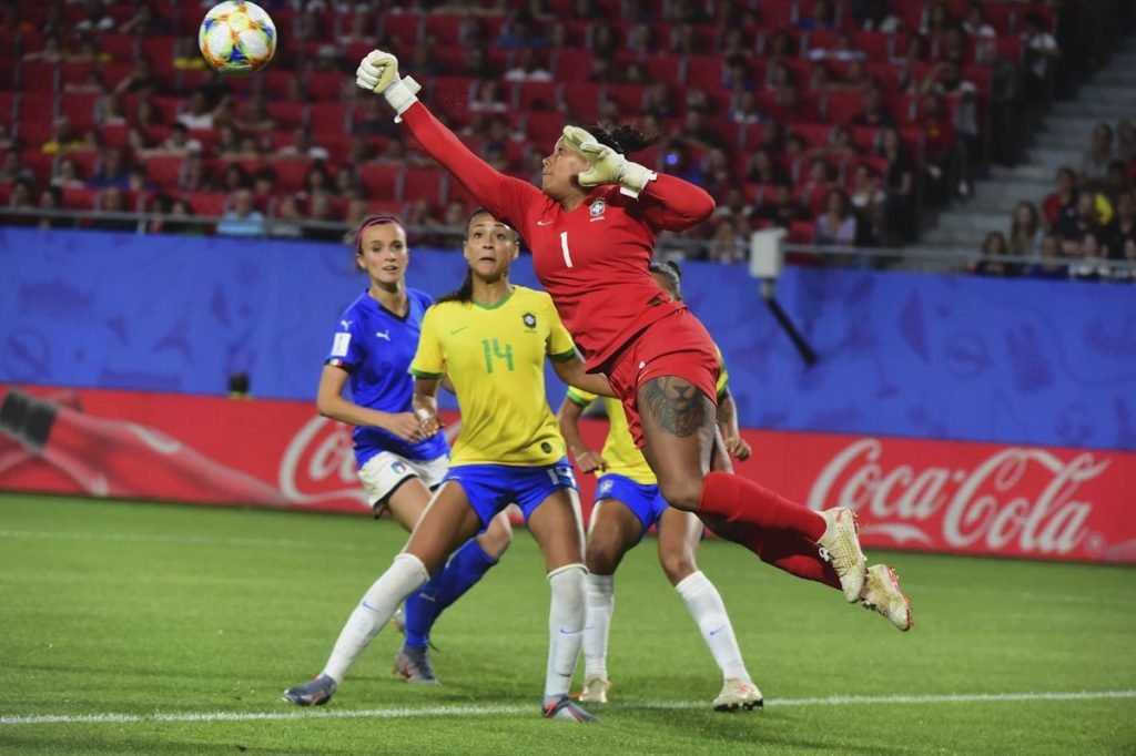 Copa do Mundo Brasil supera a Itália e confirma classificação Metrópoles