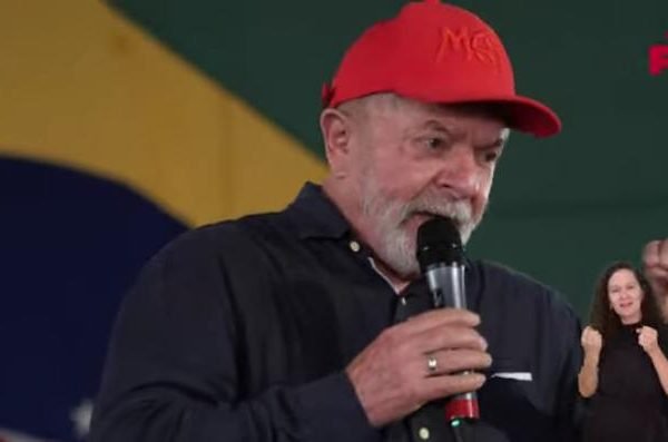Lula ataca Bolsonaro e Moro, e fala em pior Congresso da história