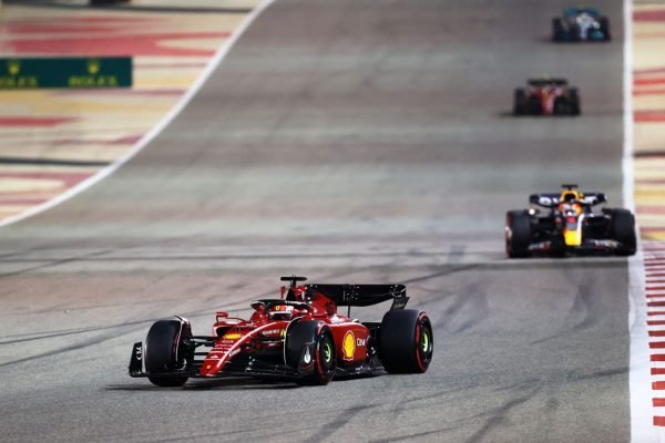 Charles Leclerc vence GP do Bahrein